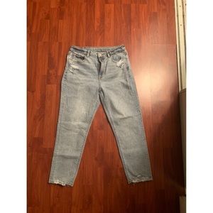 American Eagle mom jeans